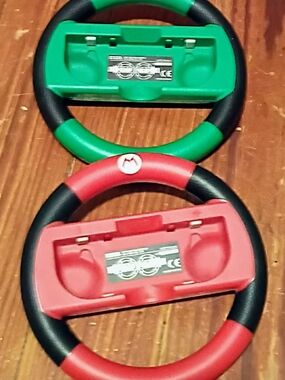 Racing Wheel Controller - Red and Green